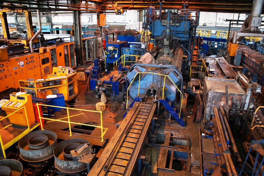 押出プレス SMS Hasenclever 3150 MT - 3150 トン