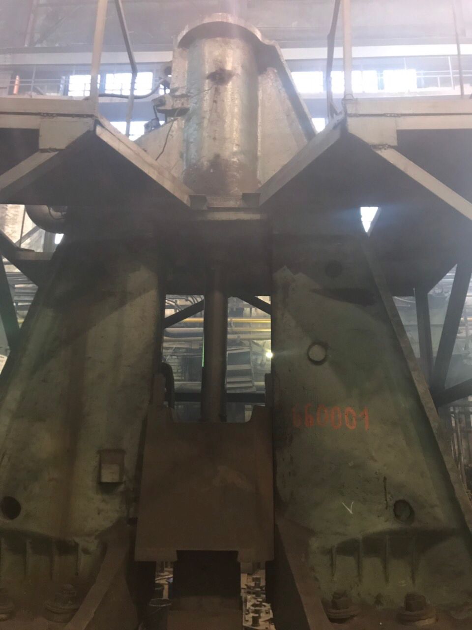 鍛造ハンマー Kalinin MV2145 - 3 トン