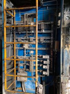 熱間鍛造プレス TMP Voronezh KB8042 - 1600 トン (写真 4)