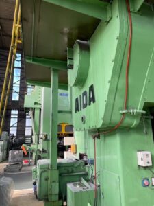冷間鍛造プレス Aida PK-200 - 2000 トン (写真 5)