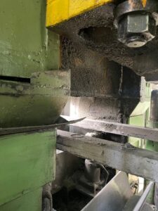 冷間鍛造プレス Aida PK-200 - 2000 トン (写真 18)