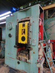 ナックルジョイントプレス Barnaul KB8338 - 630 トン (写真 6)