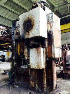 ナックルジョイントプレス Barnaul KB8342 - 1600 トン (写真 2)