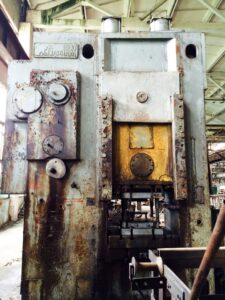 ナックルジョイントプレス Barnaul KB8342 - 1600 トン ID: S85239