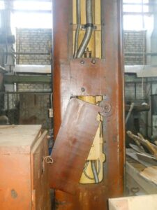 ねじプレス Chimkent F1734A - 250 トン (写真 18)