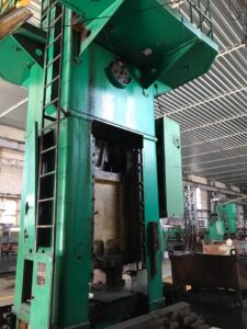 トリミングプレス TMP Voronezh KB2536 - 400 トン (写真 3)