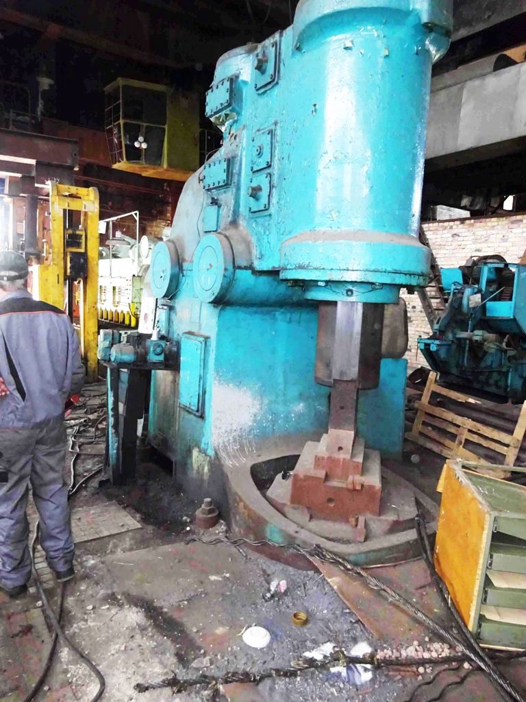 自由鍛造ハンマー Kalinin M4140A - 1 トン