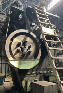 熱間鍛造プレス TMP Voronezh K8544 - 2500 トン (写真 2)