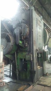 熱間鍛造プレス Spiertz PF1500 - 1500 トン (写真 4)