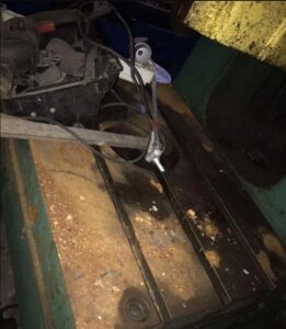 機械プレス KE2330 - 100 トン (写真 4)