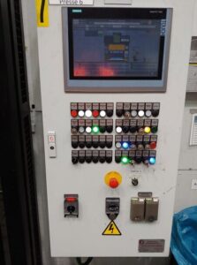 プレス機 Schuler 800 MT - 800 トン (写真 2)