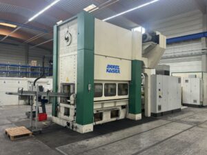 プレス機 Kaiser KSTU 3150 - 315 トン (写真 2)