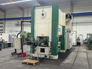 プレス機 Kaiser KSTU 3150 - 315 トン (写真 3)