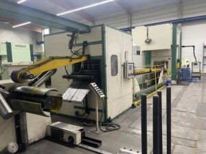 プレス機 Kaiser KSTU 3150 - 315 トン (写真 7)