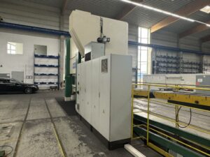 プレス機 Kaiser KSTU 3150 - 315 トン (写真 21)