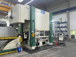 プレス機 Kaiser KSTU 3150 - 315 トン (写真 23)