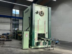 プレス機 Kaiser KSTU 5000 - 500 トン (写真 1)