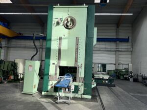 プレス機 Kaiser KSTU 5000 - 500 トン (写真 15)