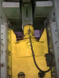 トリミングプレス Erfurt PKZ 250/800 - 250 トン (写真 2)