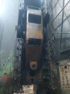 熱間鍛造プレス TMP Voronezh K04.038.842 - 1600 トン (写真 4)