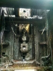 熱間鍛造プレス TMP Voronezh K04.038.842 - 1600 トン (写真 6)